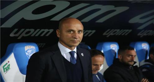 بريشيا يقيل "نفس المدرب" مرتين خلال 3 أشهر